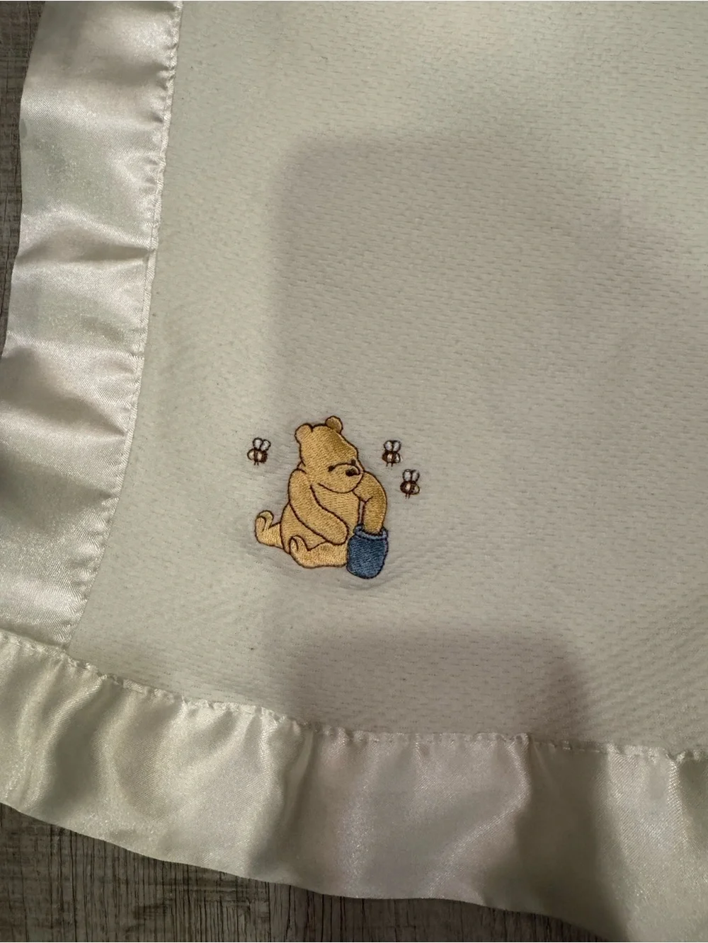 Disney Classic Pooh Satin Edge Embroidered Baby Blanket - Ivory